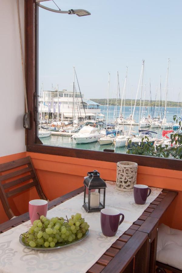 Harbour-apartment With Sea View And Parking Spot *