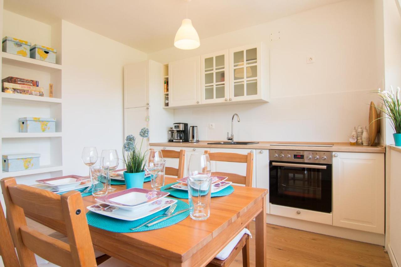 Harbour-apartment With Sea View And Parking Spot Pula